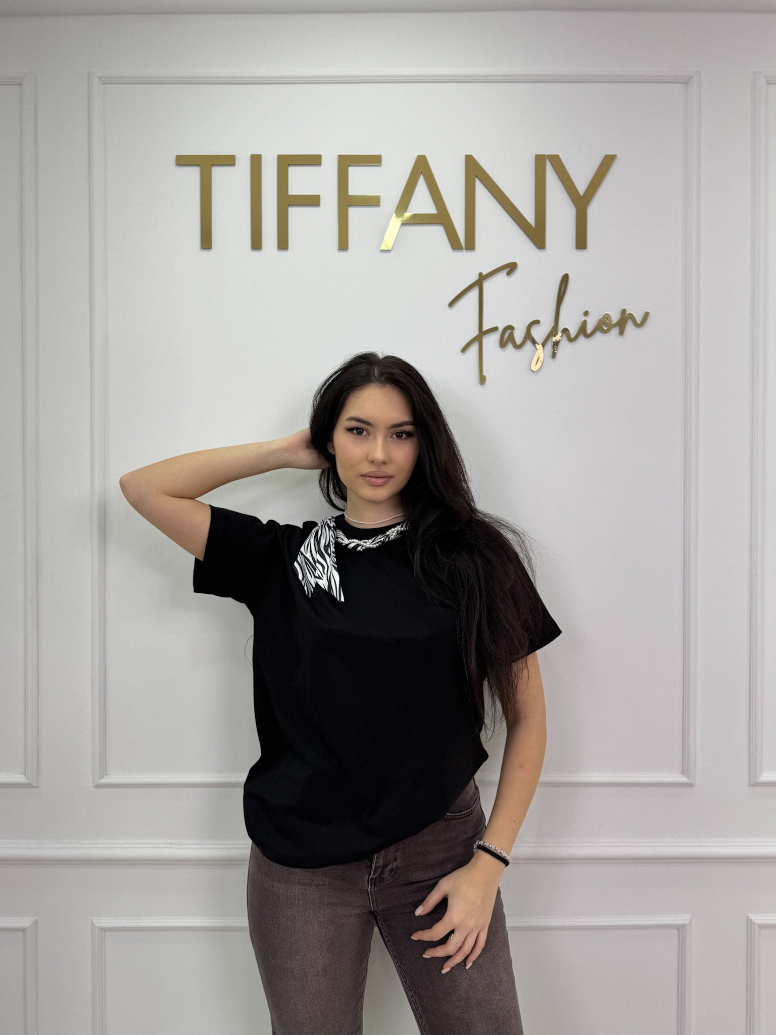 Tricou Veve Black