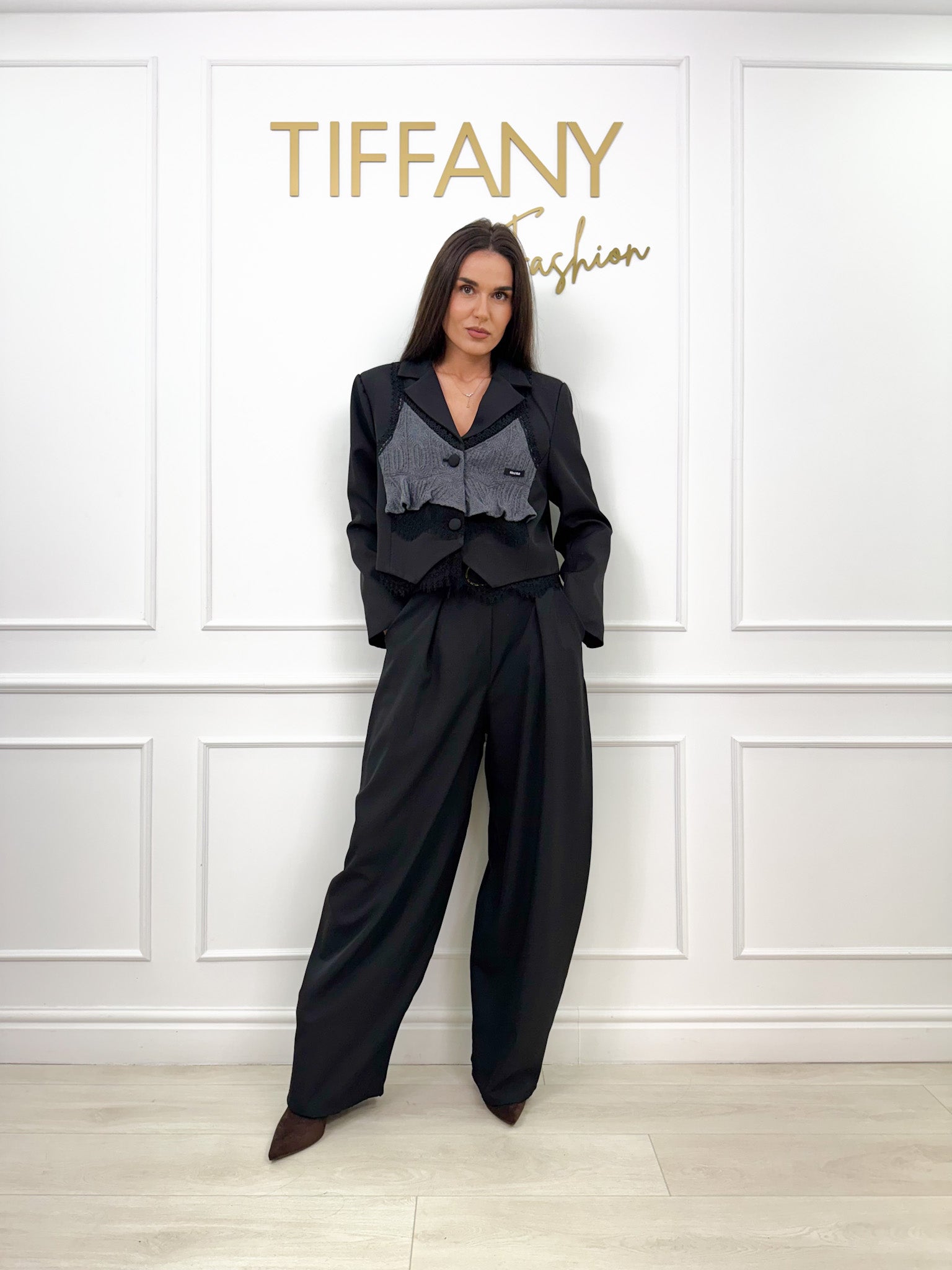 Pantaloni Tive Black