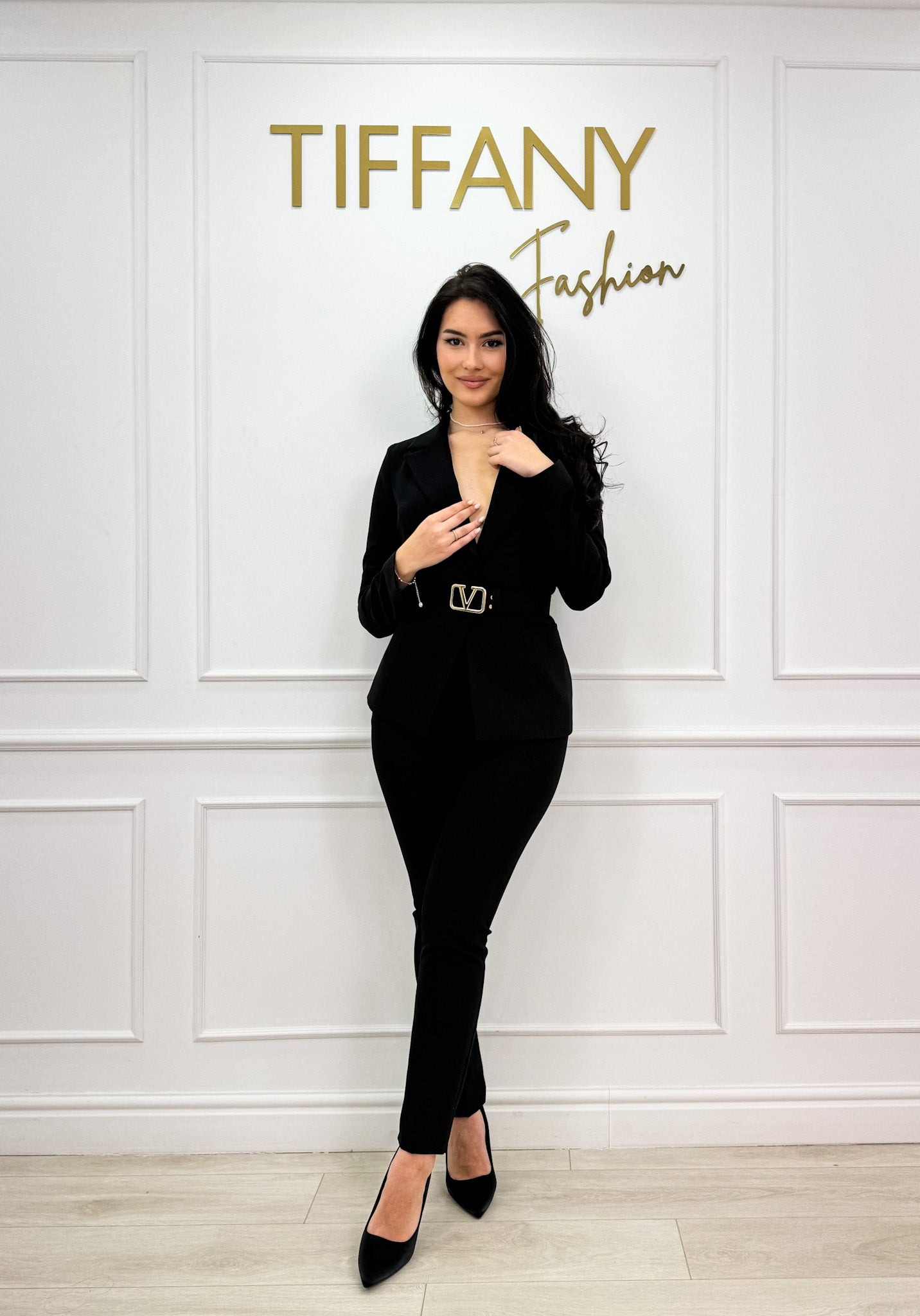 Costum Shefly Black